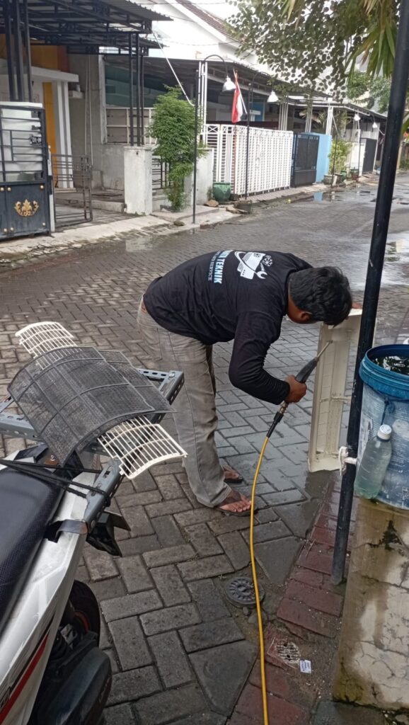 Harga Service AC Pakuwon City Surabaya.